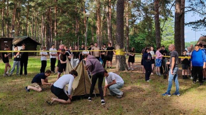 Около 200 подростков собрал областной туристический слет "Рубеж" в Ивацевичском районе