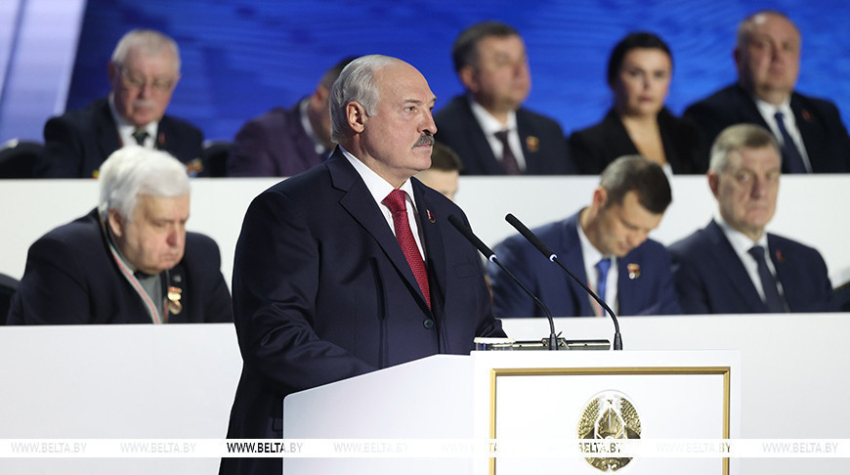 Лукашэнка выбраны старшынёй Усебеларускага народнага сходу